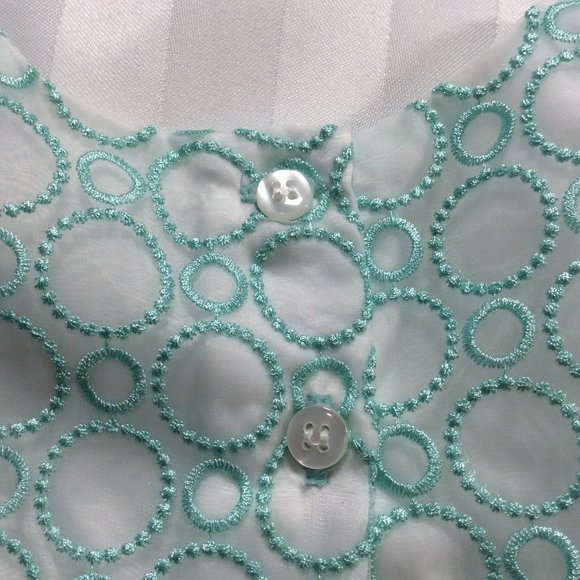 👣 5/$25 - White/Multi Pastel Striped Formal Dress w/ Circle Embroidery & Bow - Picture 2 of 3